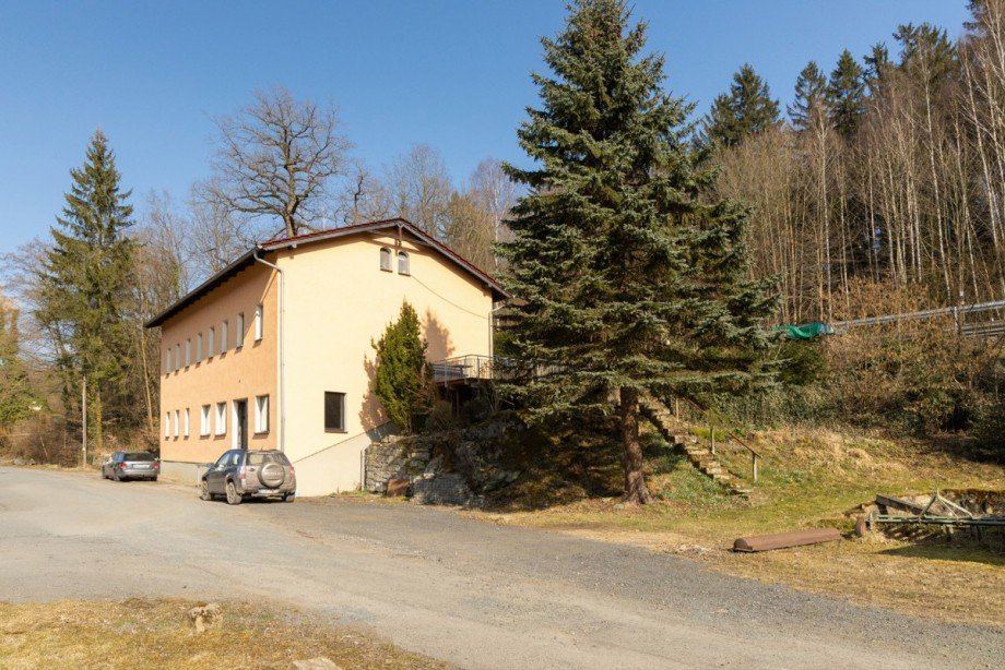 Au�enansicht Mehrfamilienhaus Bad Gottleuba-Berggie�h�bel