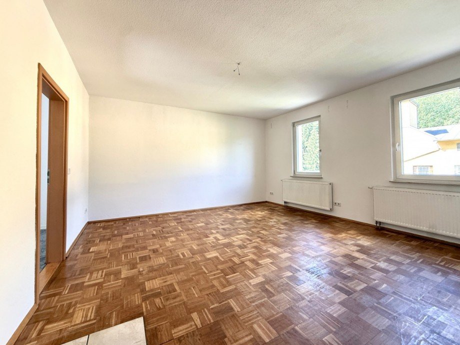 Wohnzimmer Wohnung 2 Mehrfamilienhaus Bad Gottleuba-Berggie�h�bel