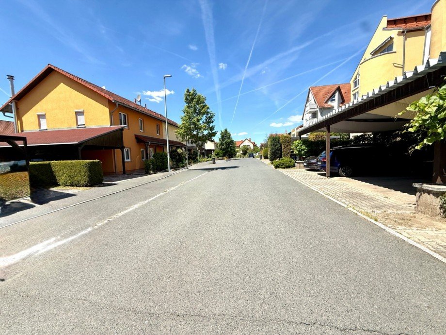 Lage in einer ruhigen Seitenstra�e Etagenwohnung Dohma