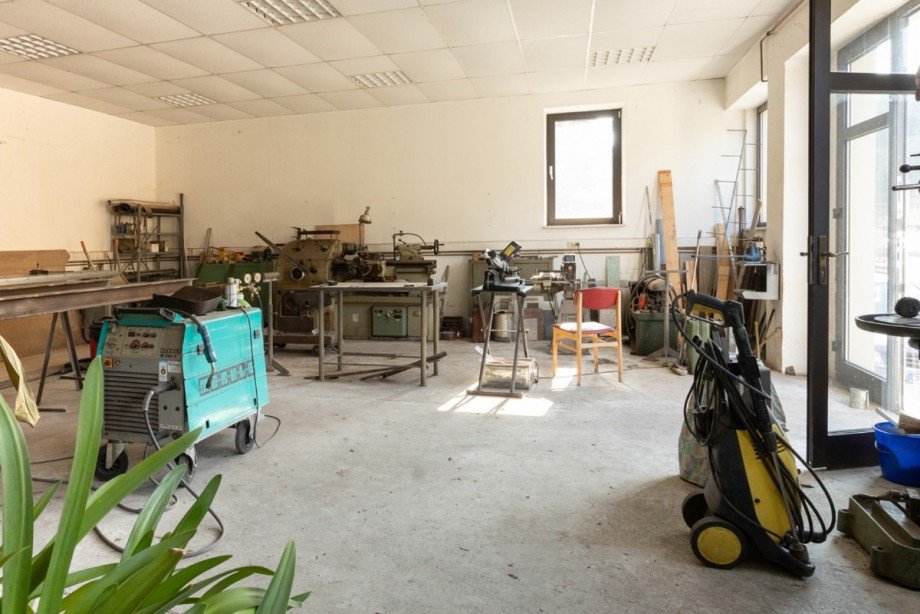 Werkstatt Mehrfamilienhaus Bad Gottleuba-Berggie�h�bel