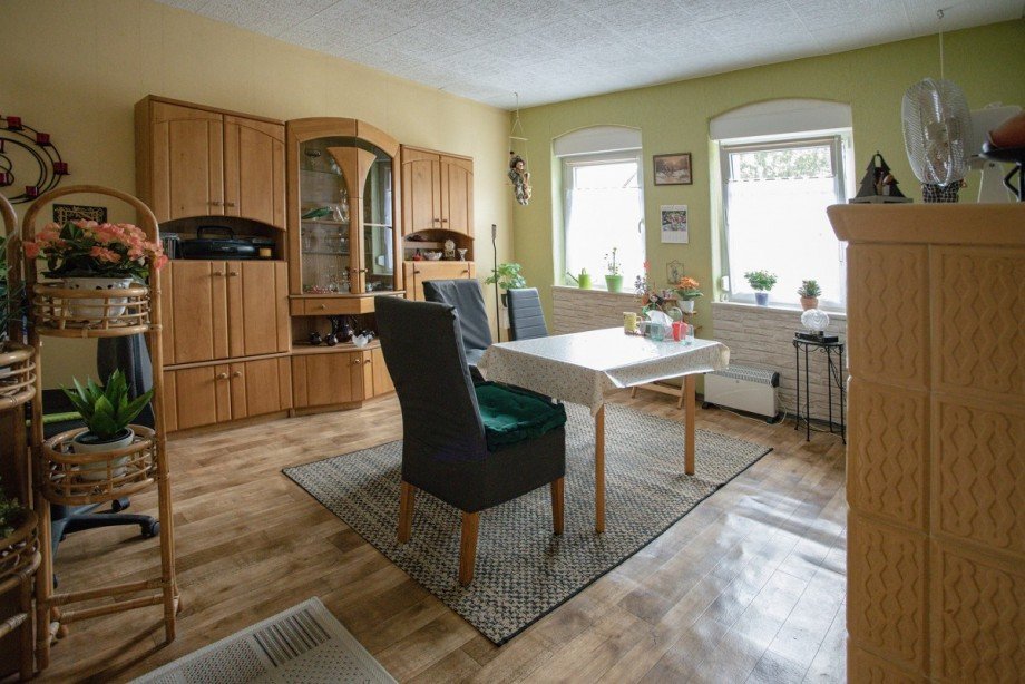2. Wohnzimmer Obergeschoss Mehrfamilienhaus Dohna