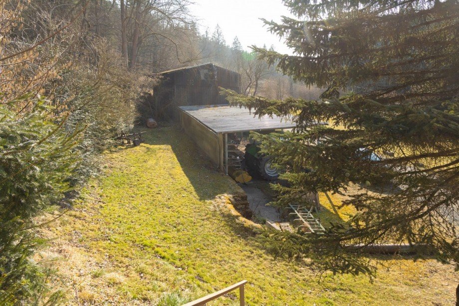 Grundst�ck mit Carport Mehrfamilienhaus Bad Gottleuba-Berggie�h�bel