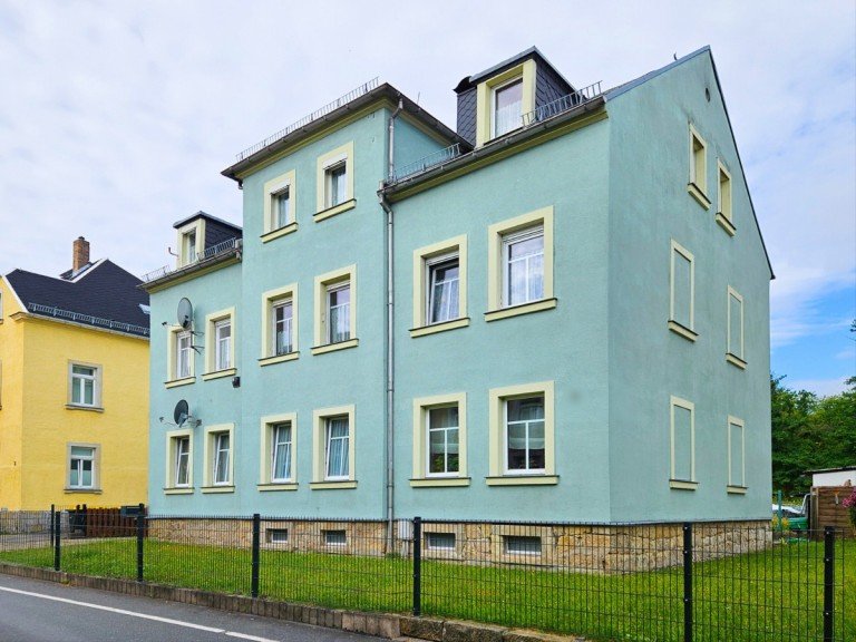 Hausansicht Dohna Mehrfamilienhaus Mehrfamilienhaus - Renovieren und lukrativ vermieten