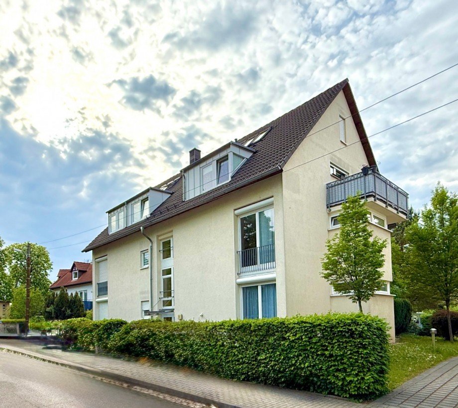 Frontansicht des Hauses Maisonettewohnung Dresden