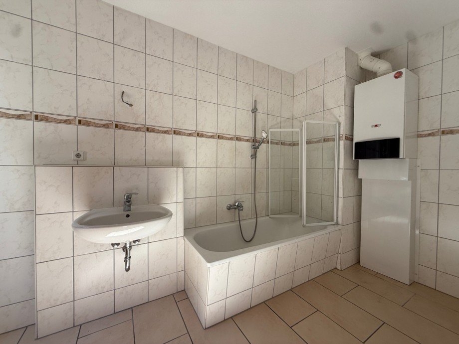 Badezimmer Wohnung 2 Mehrfamilienhaus Bad Gottleuba-Berggie�h�bel